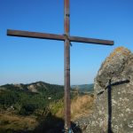 la croce in cima al Sasso di San Zanobi